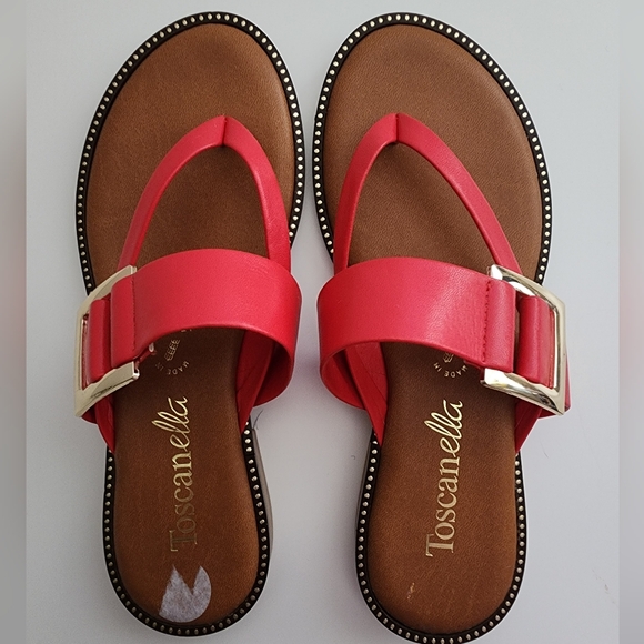 Toscanella Red Buckled Thong Sandals Size 6 Made in Italy Summer Sandals - Picture 2 of 11